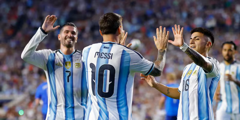 Đội hình ra sân dự kiến của hai đội bóng Argentina vs Algeria